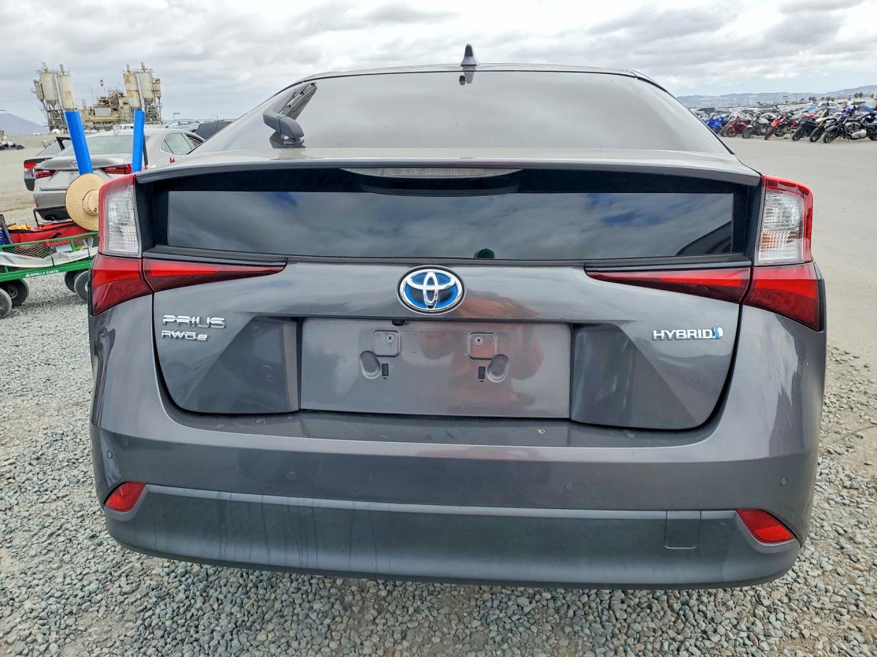 2020 TOYOTA PRIUS
