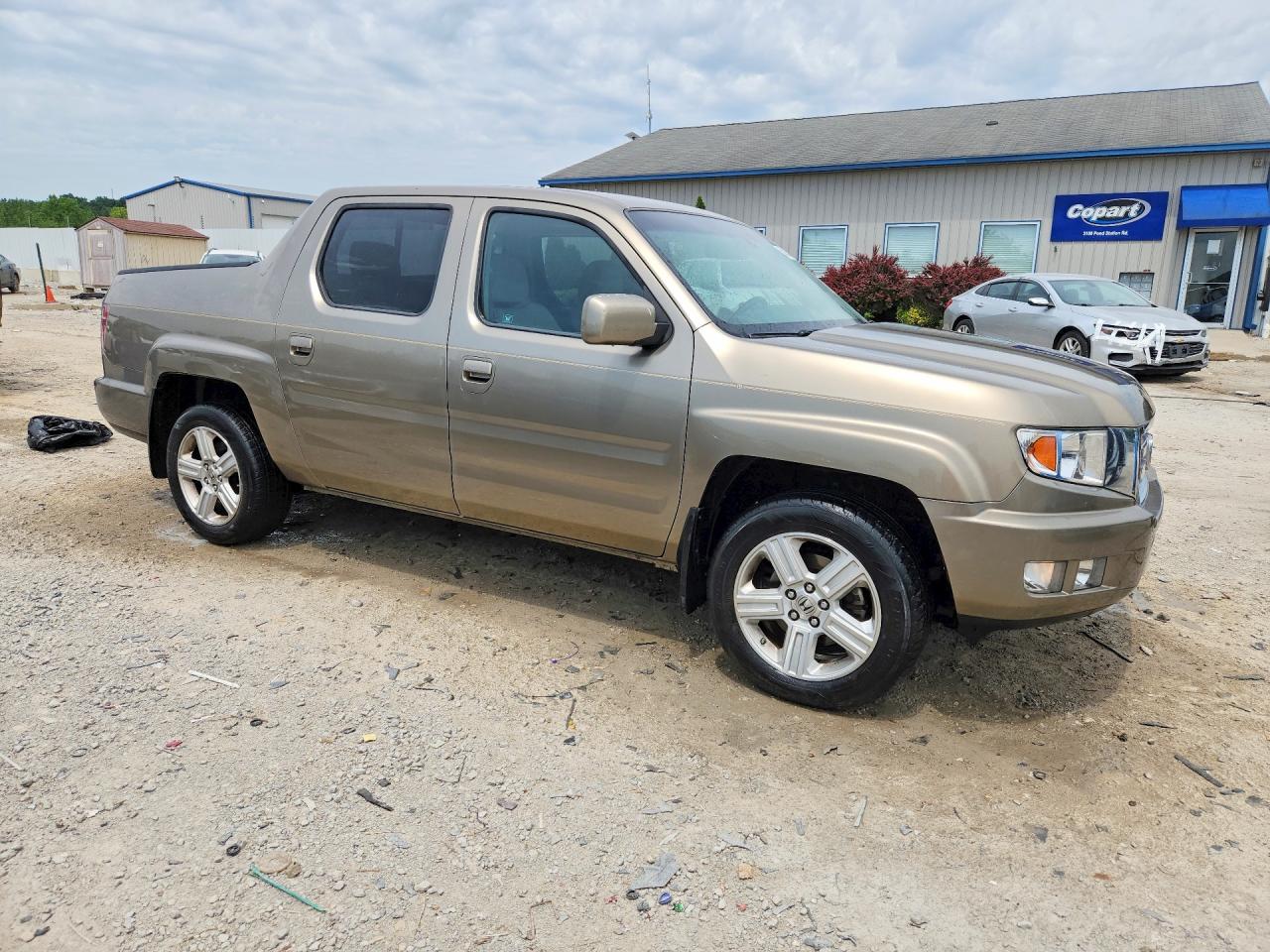 2011 HONDA RIDGELINE