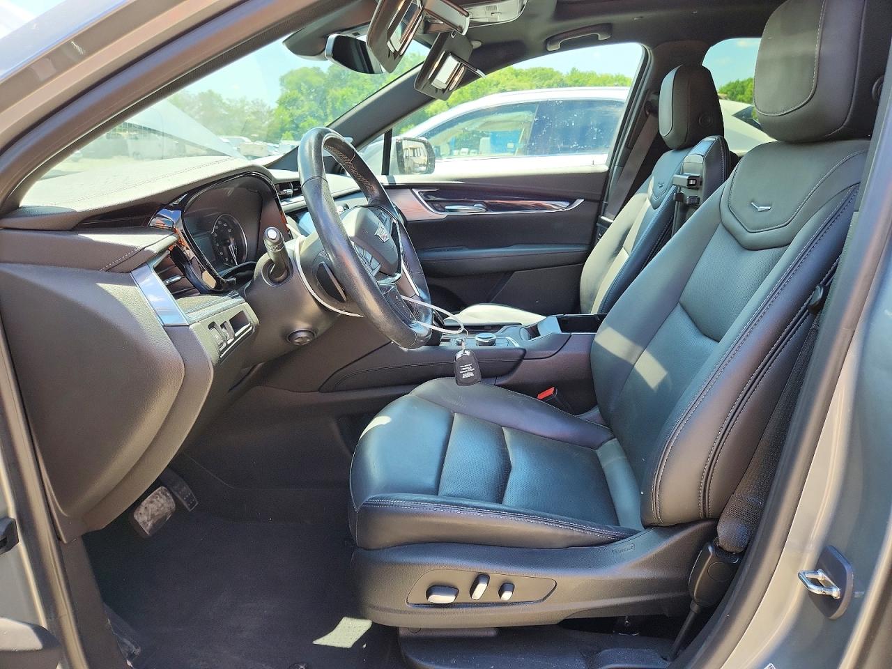 2024 CADILLAC XT5