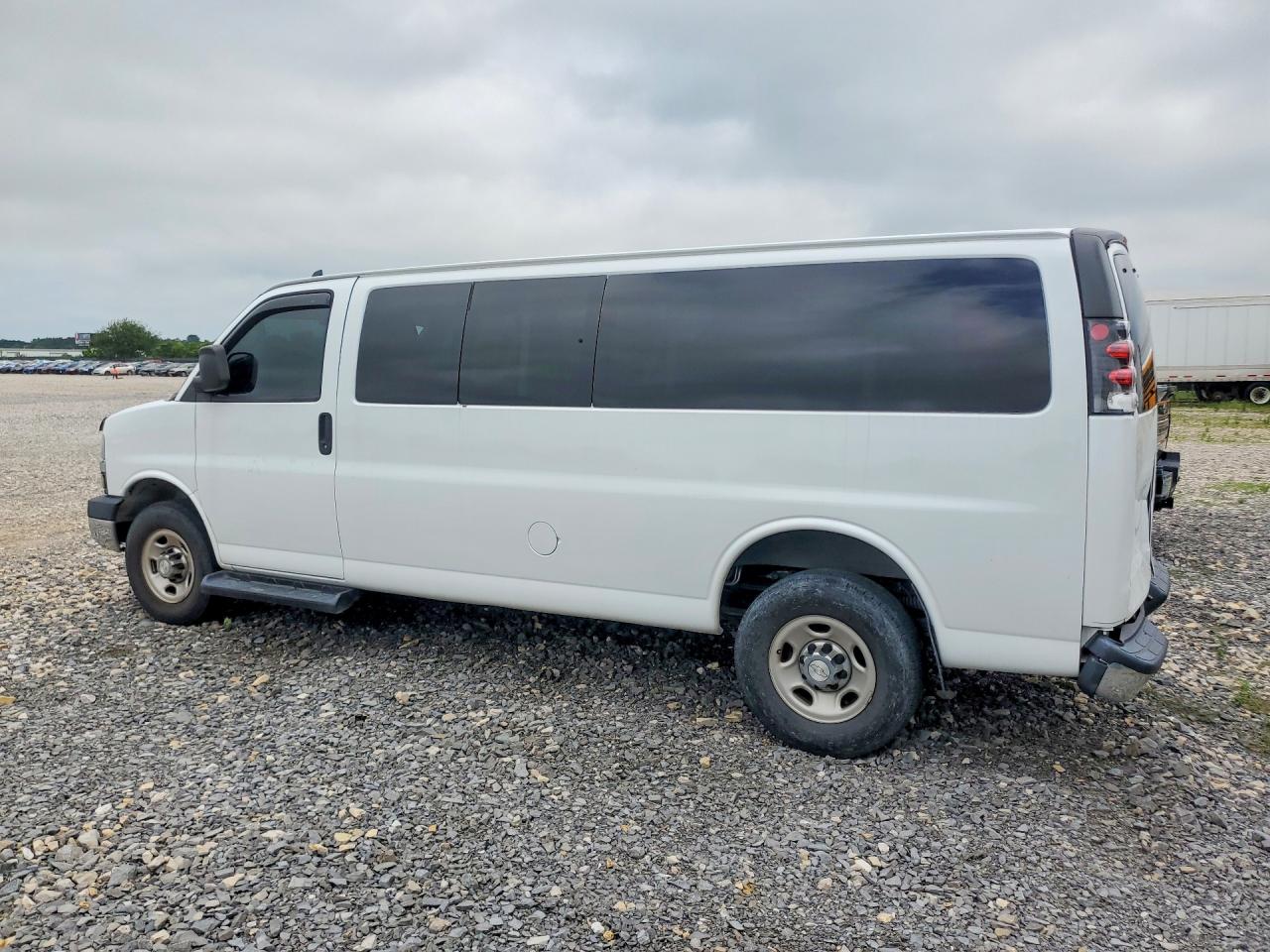 2020 CHEVROLET EXPRESS