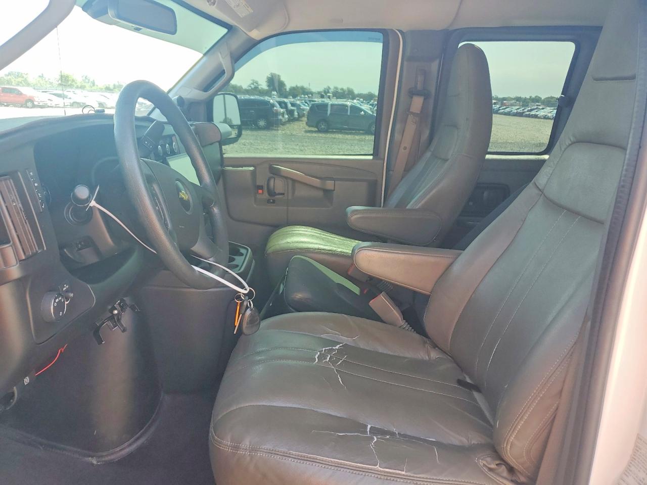 2020 CHEVROLET EXPRESS
