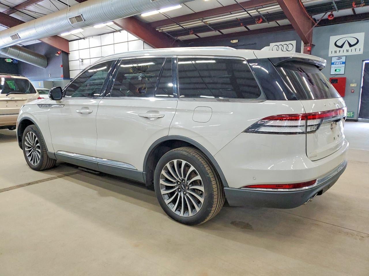 2020 LINCOLN AVIATOR