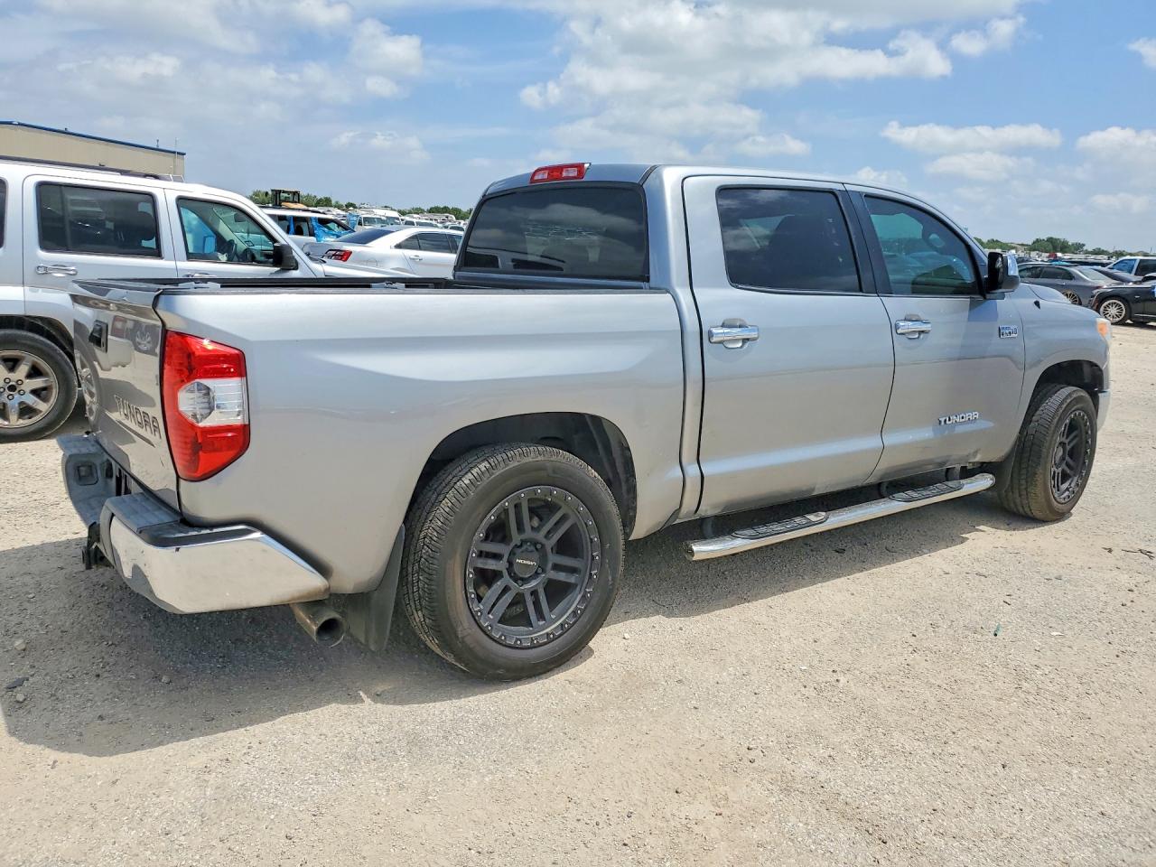 2014 TOYOTA TUNDRA