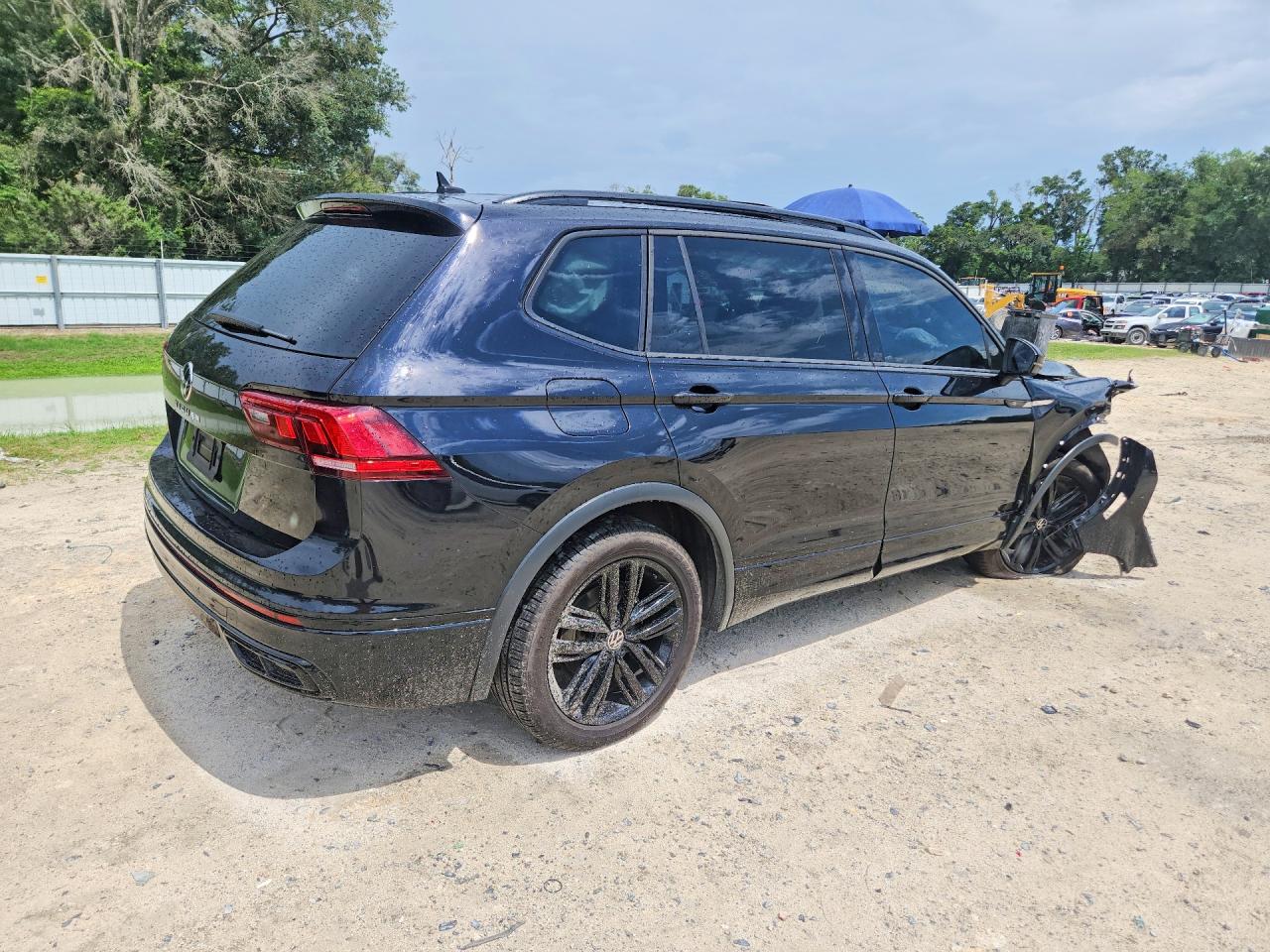 2022 VOLKSWAGEN TIGUAN