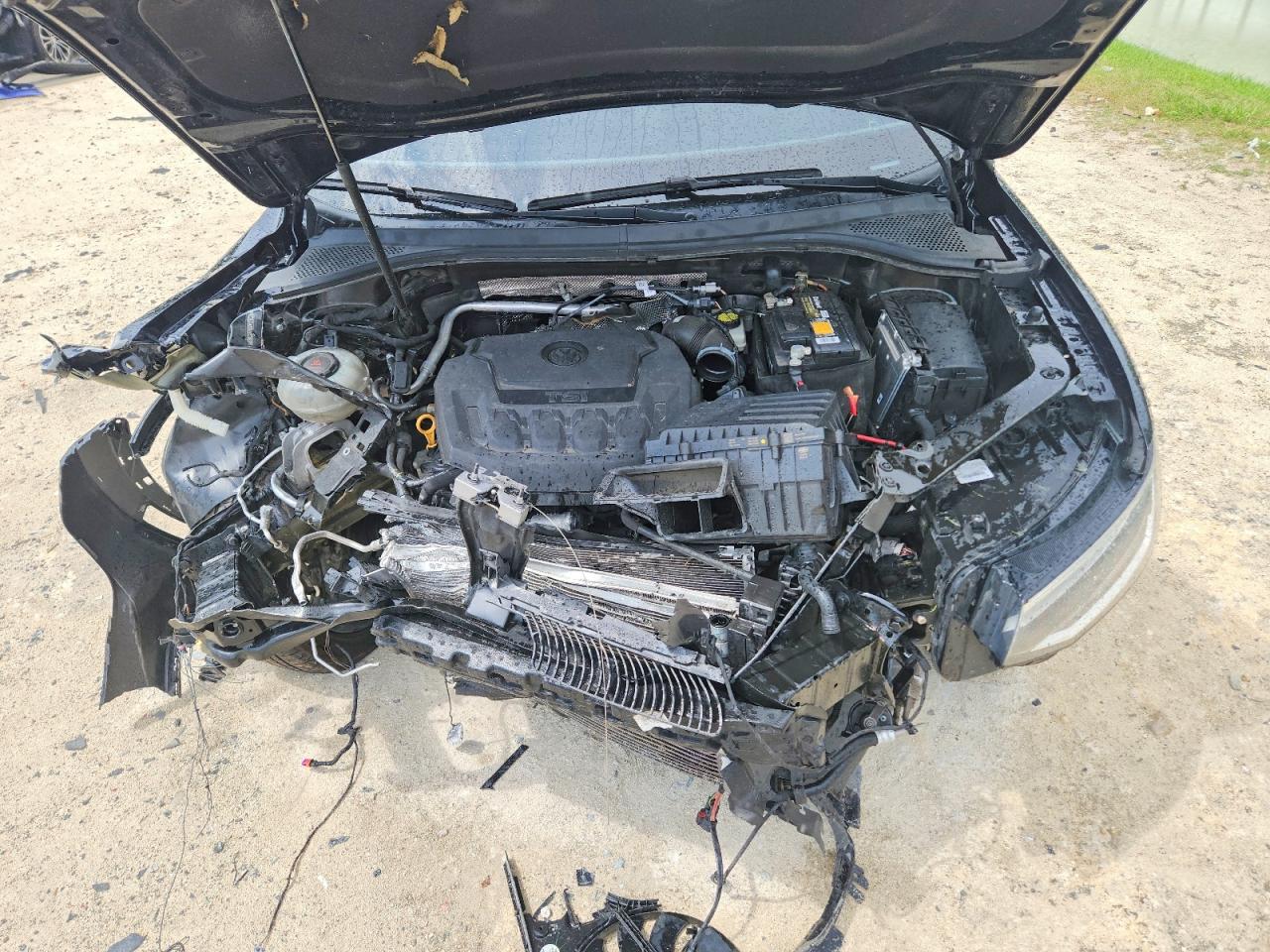 2022 VOLKSWAGEN TIGUAN