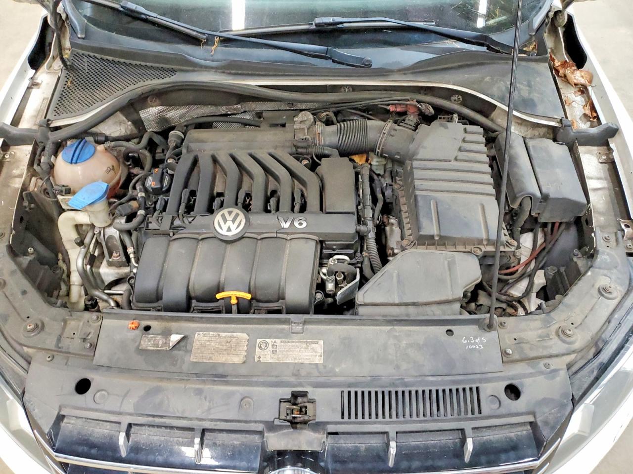 2012 VOLKSWAGEN PASSAT