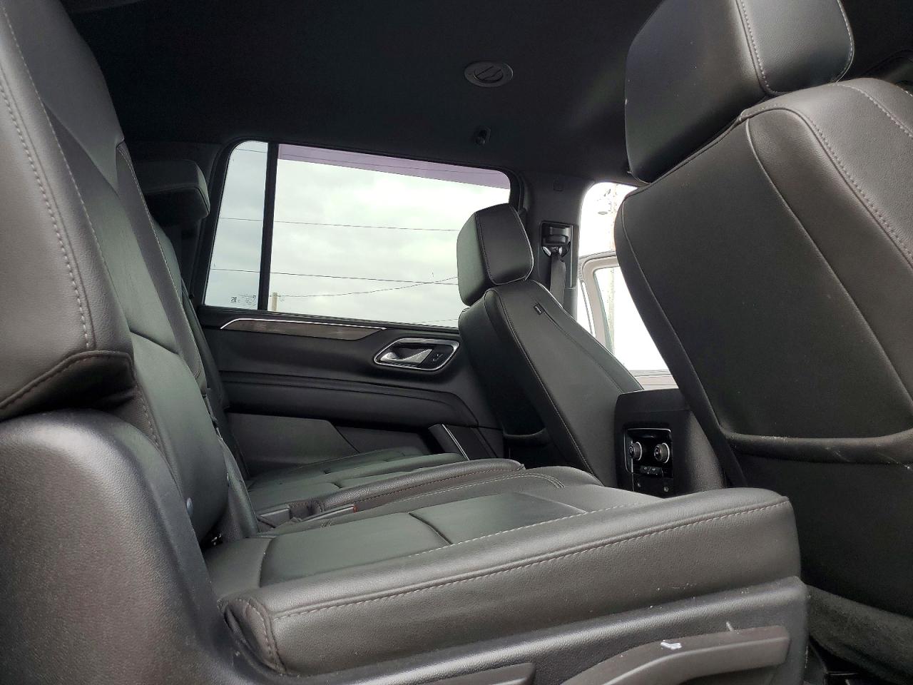 2023 CHEVROLET SUBURBAN