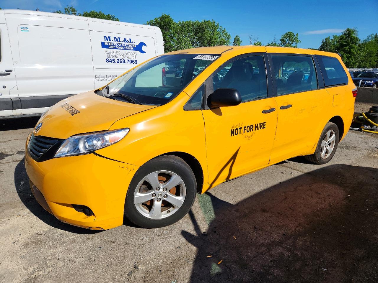 2017 TOYOTA SIENNA