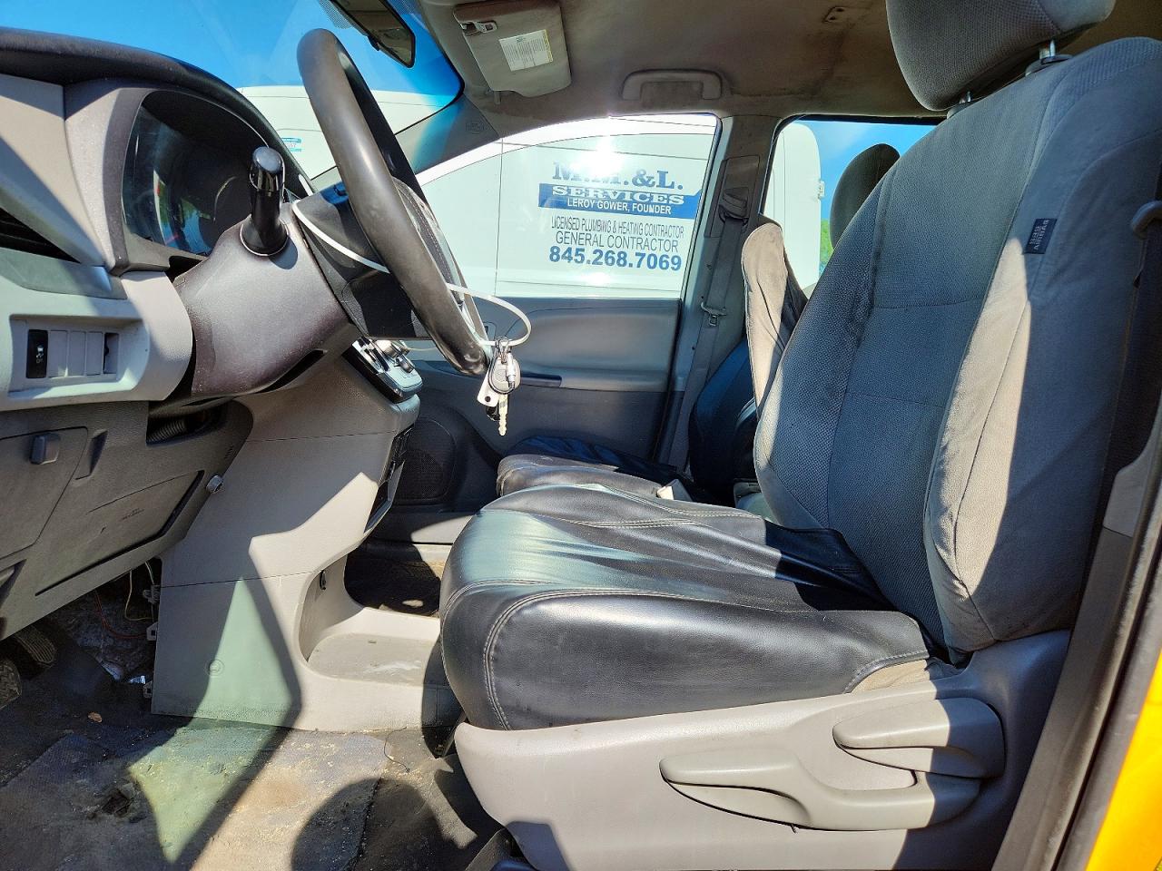2017 TOYOTA SIENNA