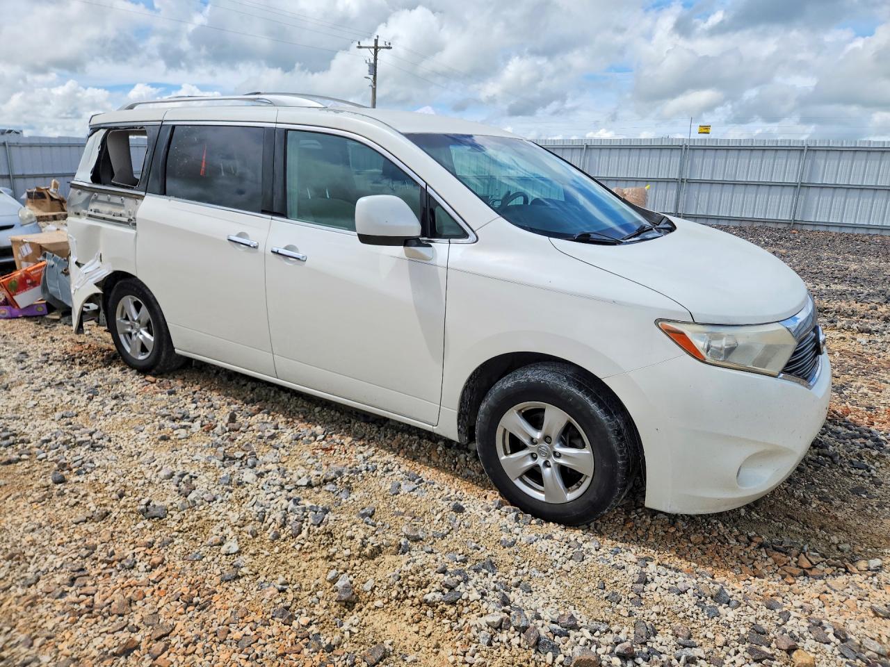 2011 NISSAN QUEST