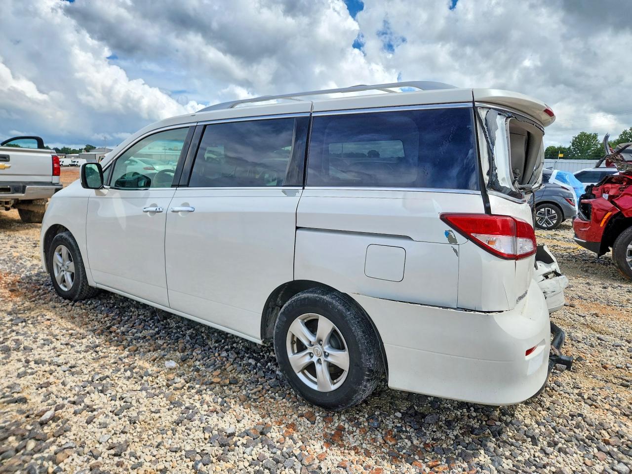 2011 NISSAN QUEST