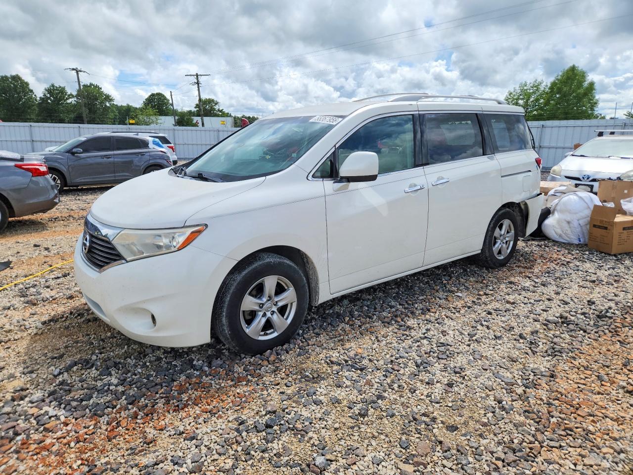 2011 NISSAN QUEST