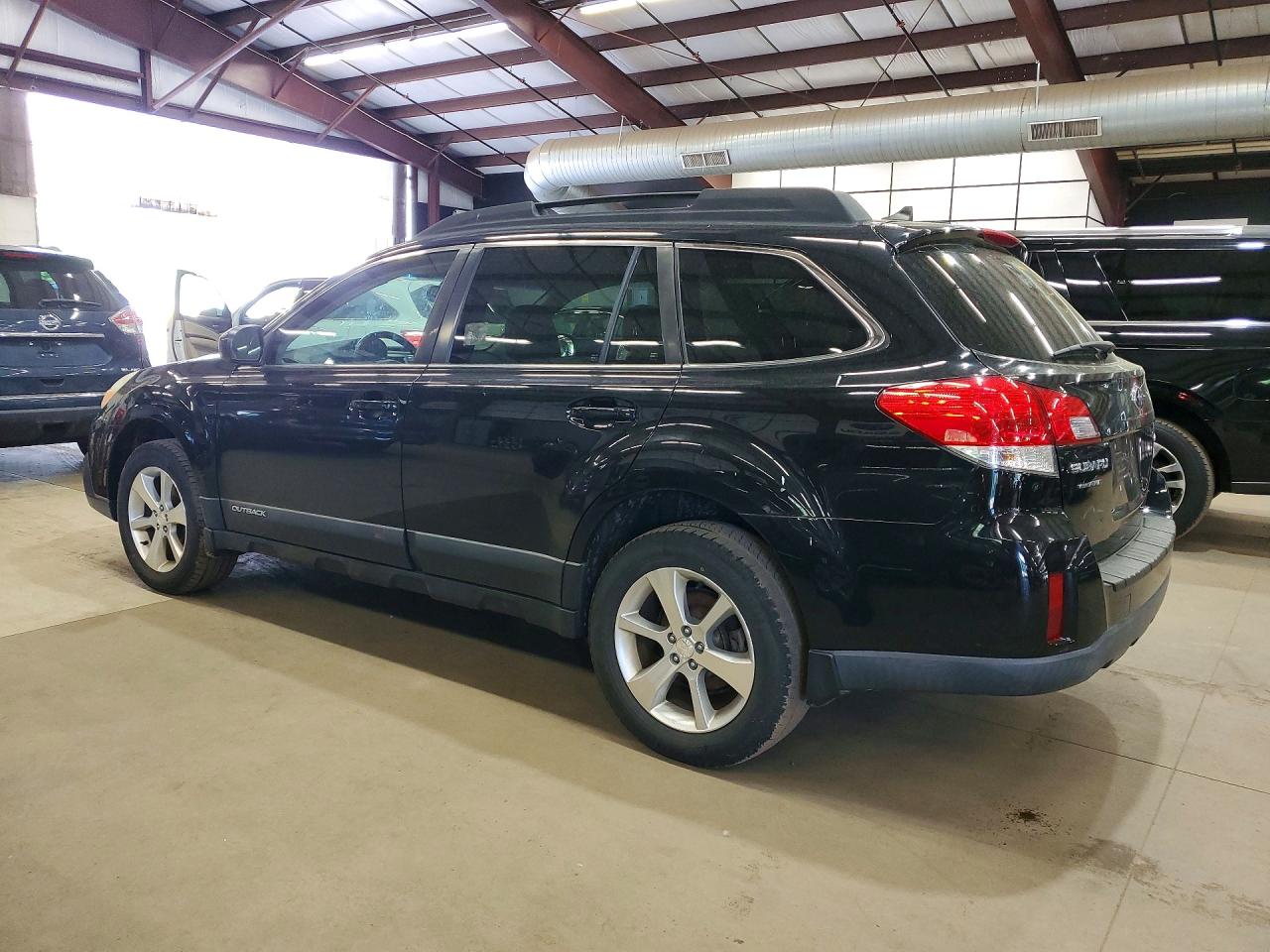 2014 SUBARU OUTBACK