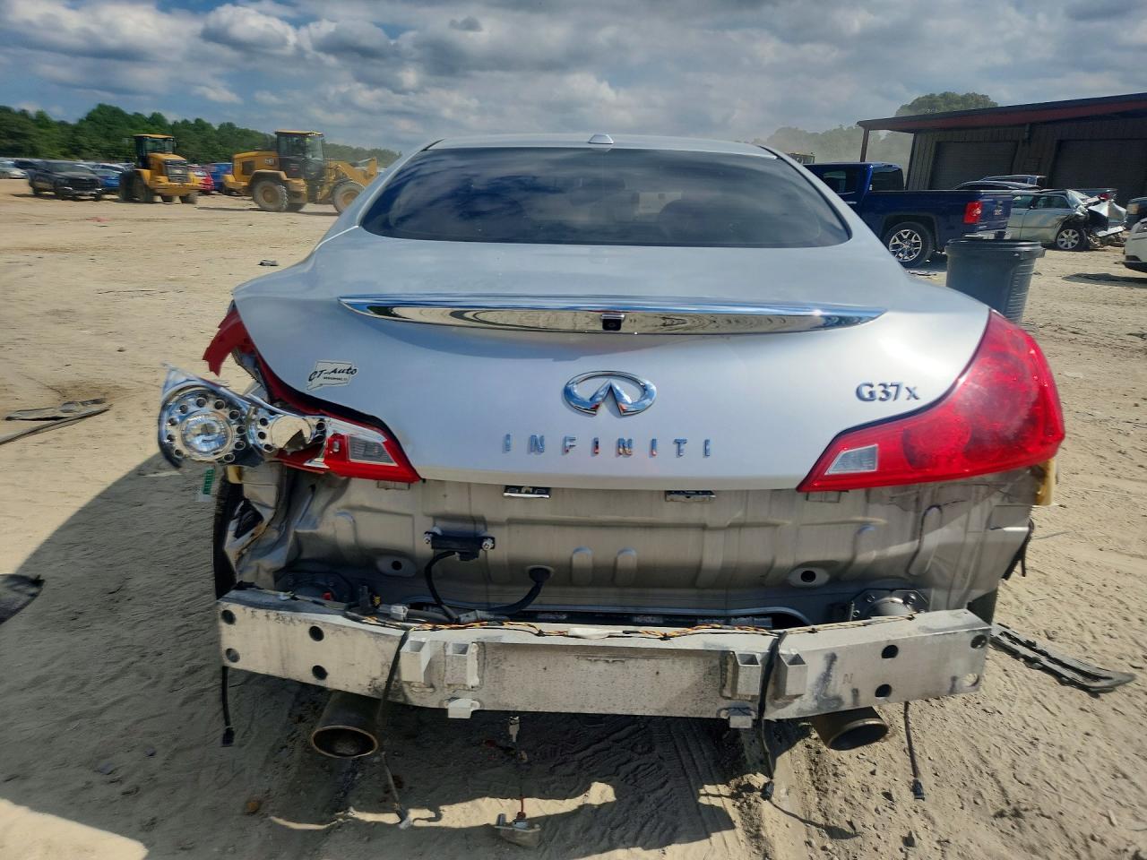 2012 INFINITI G37
