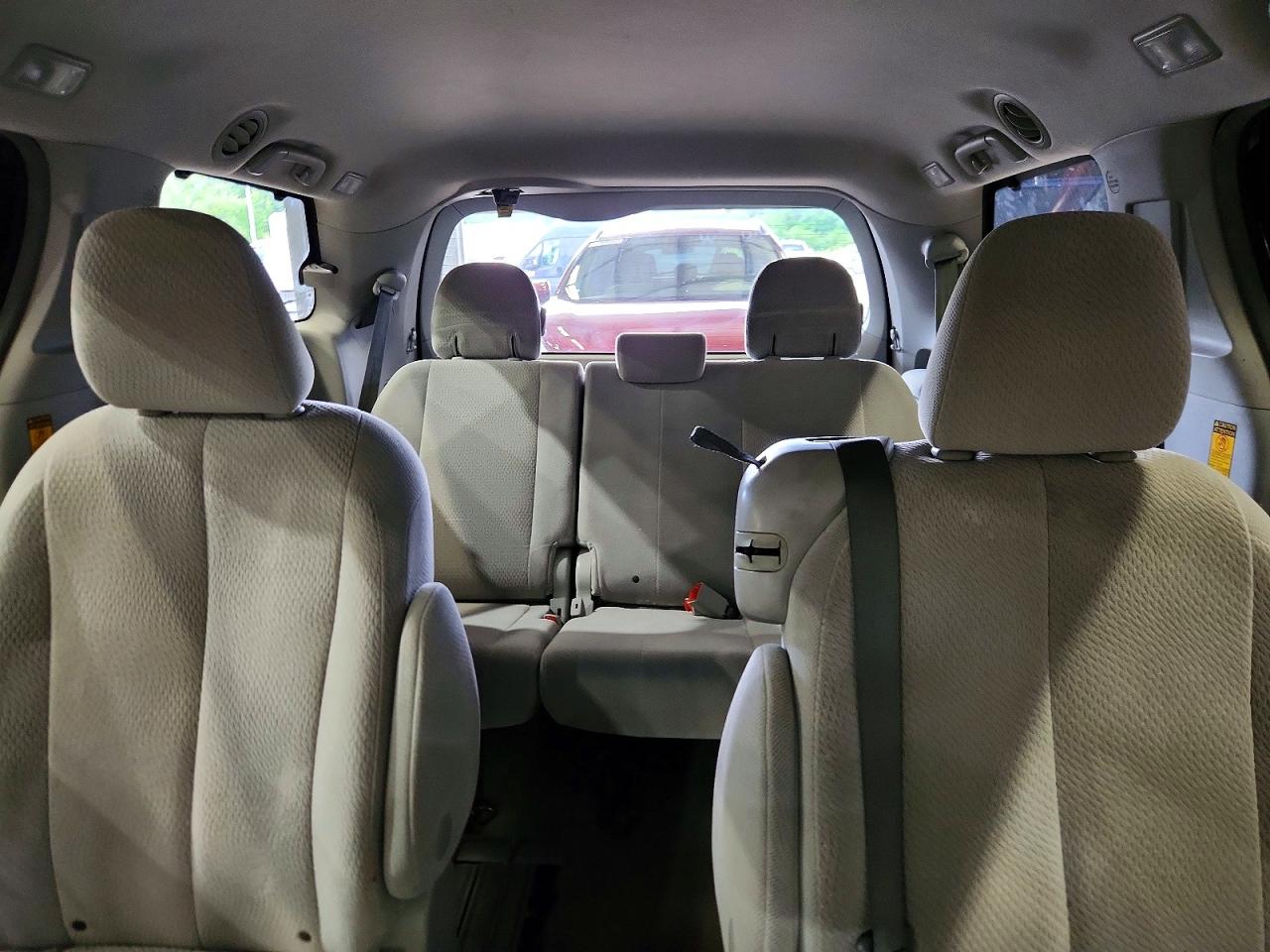 2014 TOYOTA SIENNA