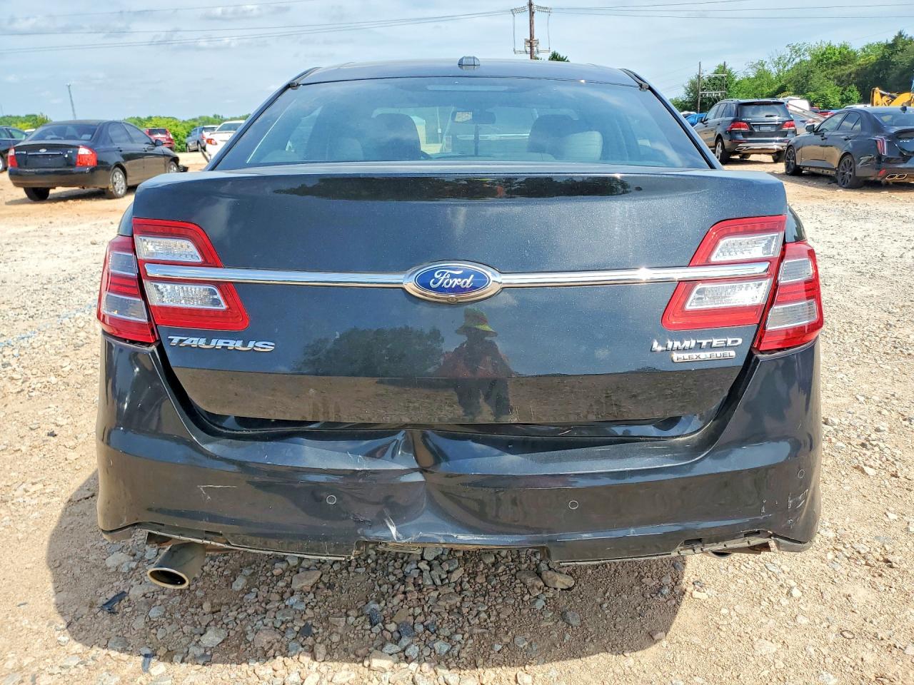 2015 FORD TAURUS