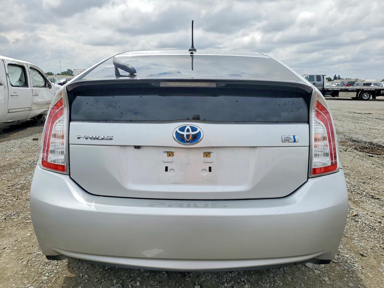 2015 TOYOTA PRIUS