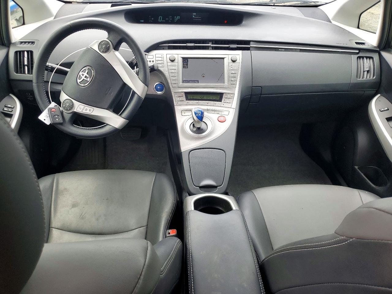 2015 TOYOTA PRIUS