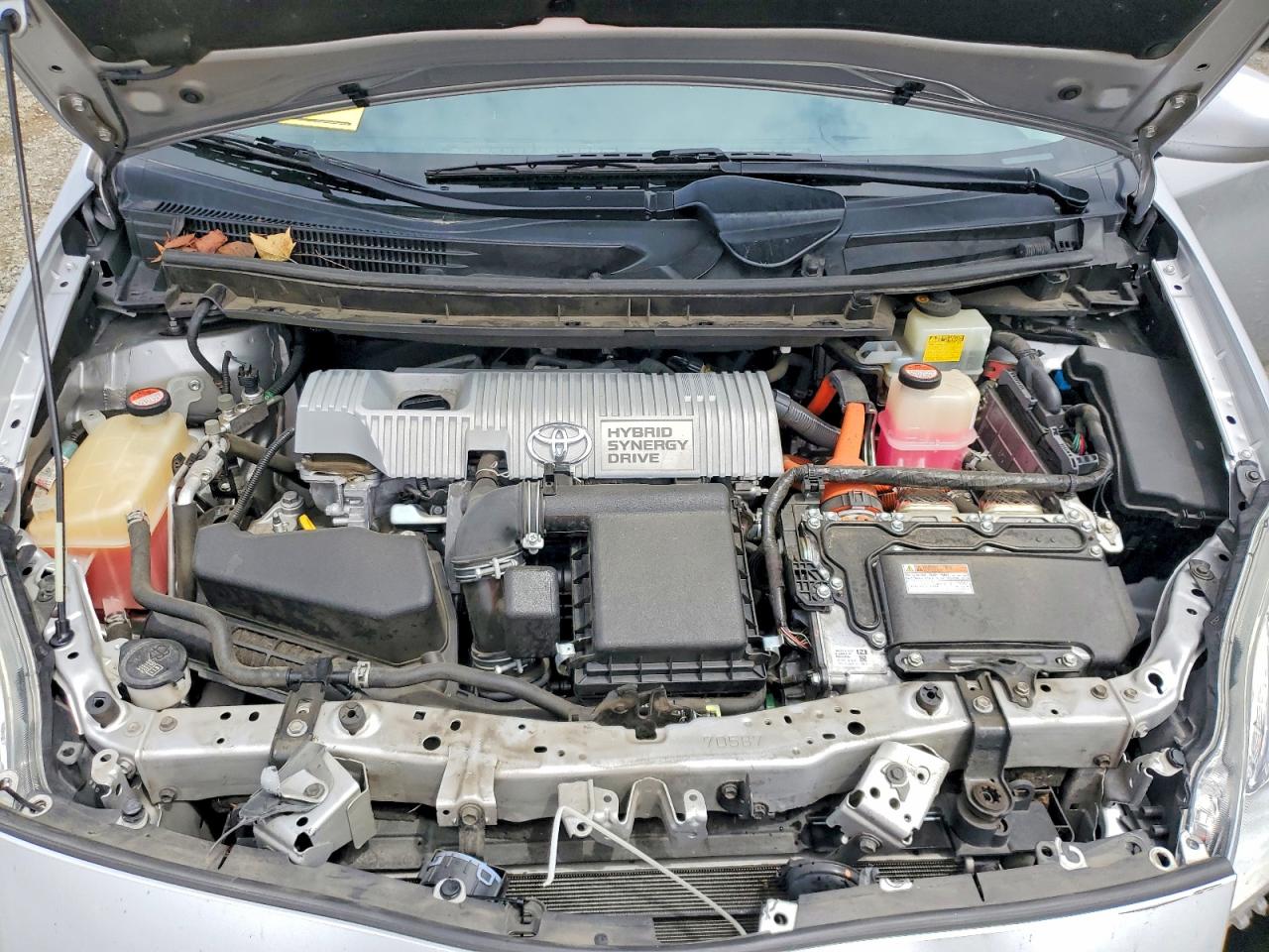 2015 TOYOTA PRIUS