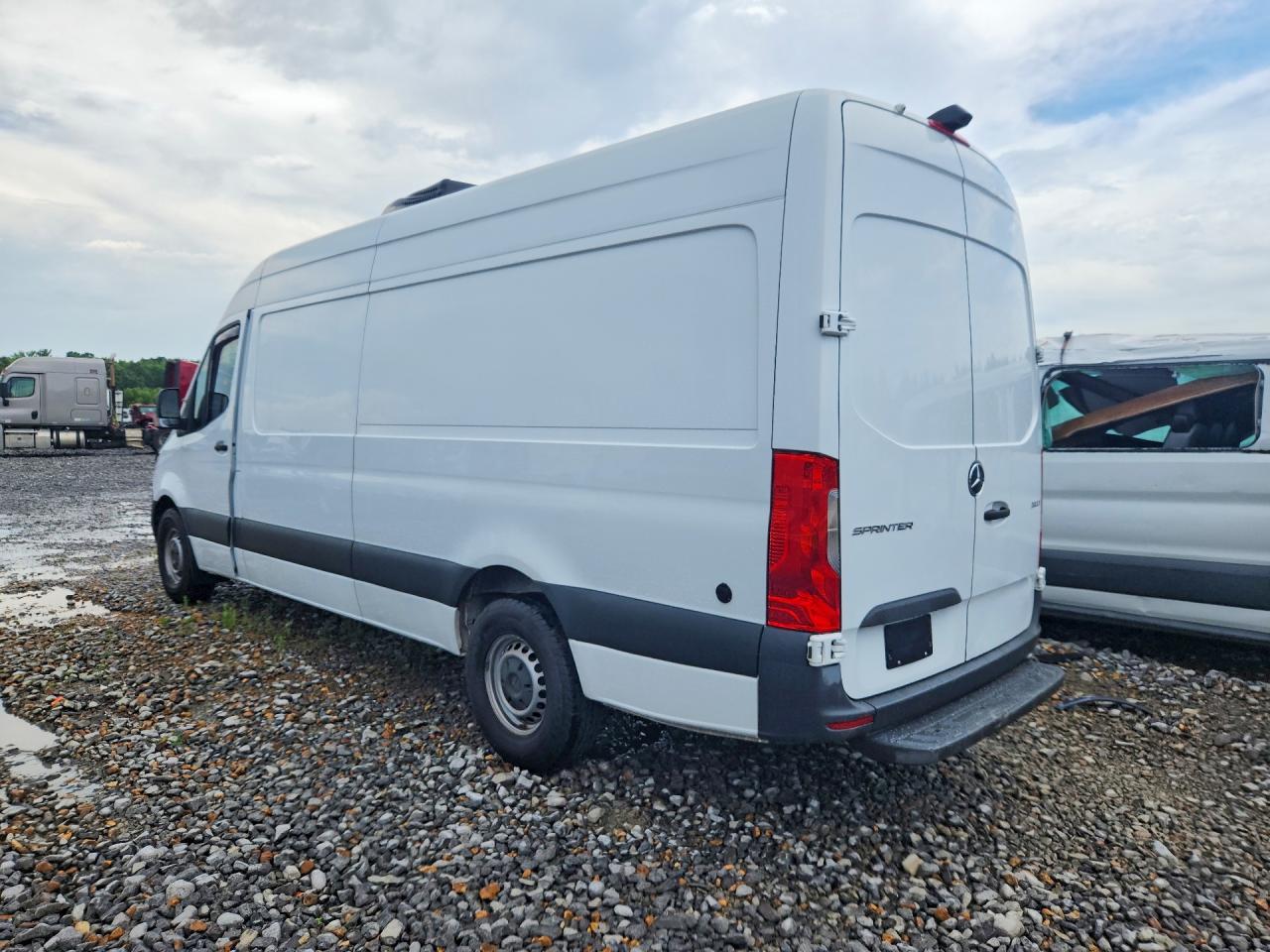 2021 MERCEDES BENZ SPRINTER
