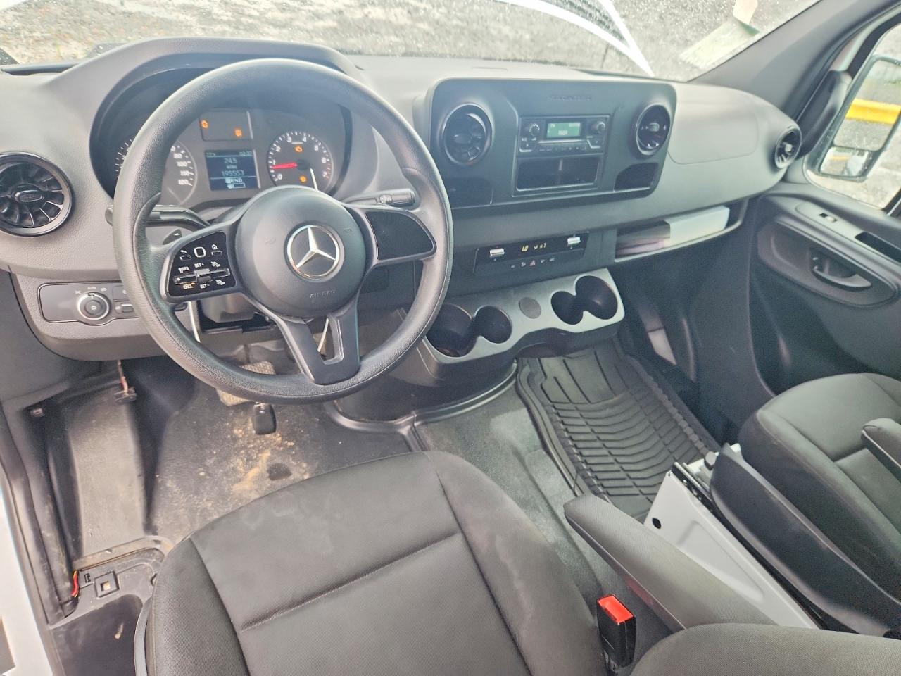 2021 MERCEDES BENZ SPRINTER