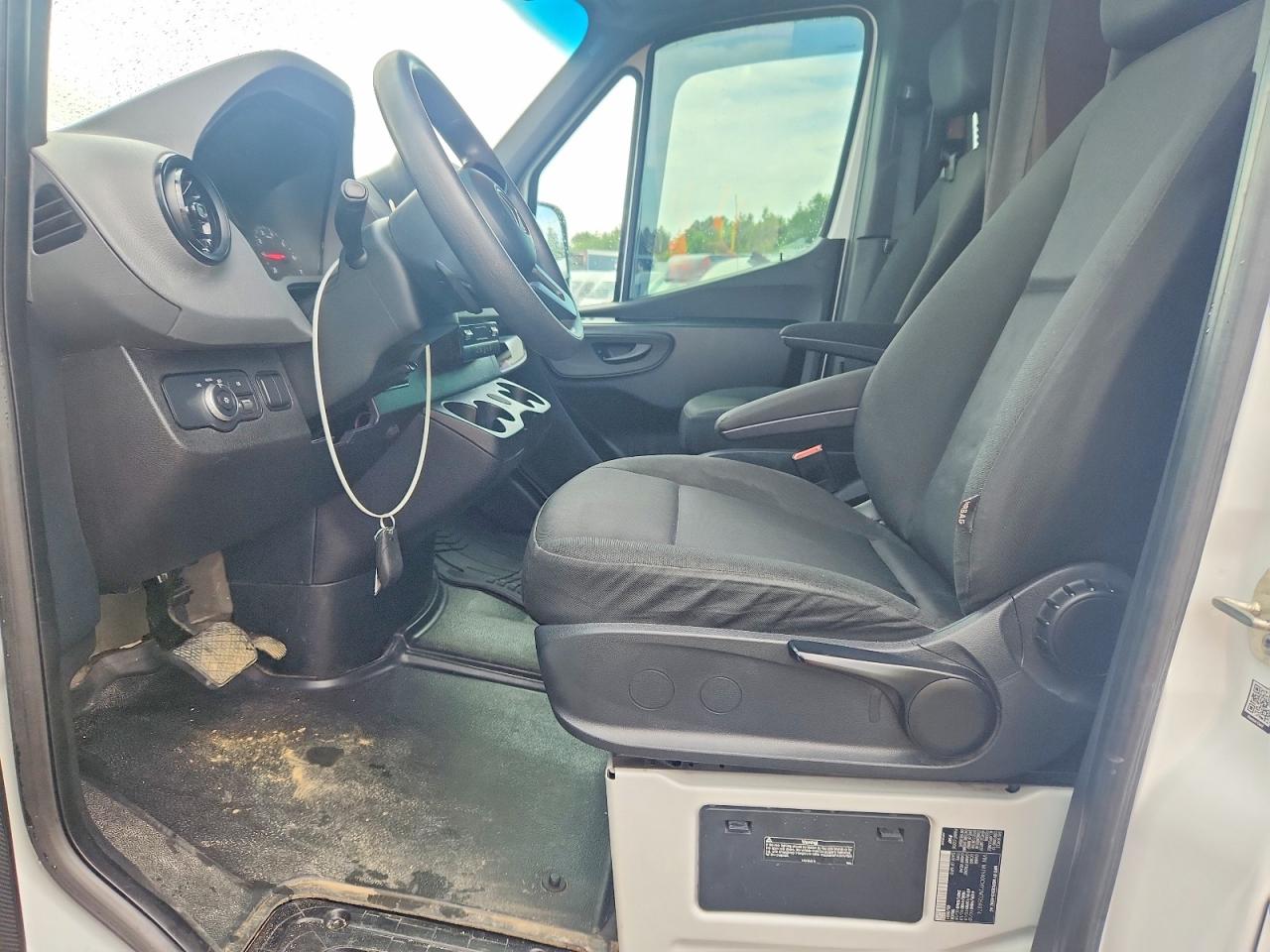 2021 MERCEDES BENZ SPRINTER