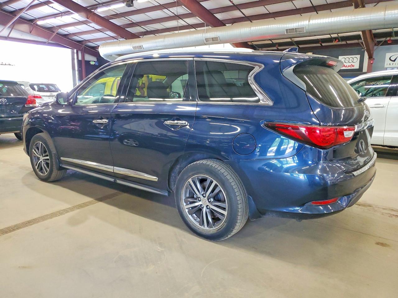 2017 INFINITI QX60