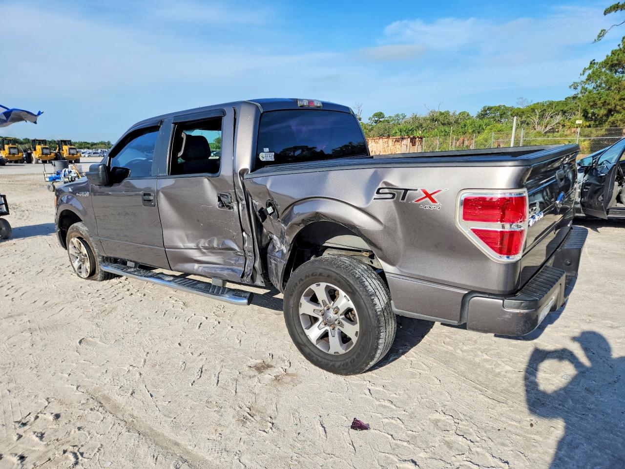 2014 FORD F150