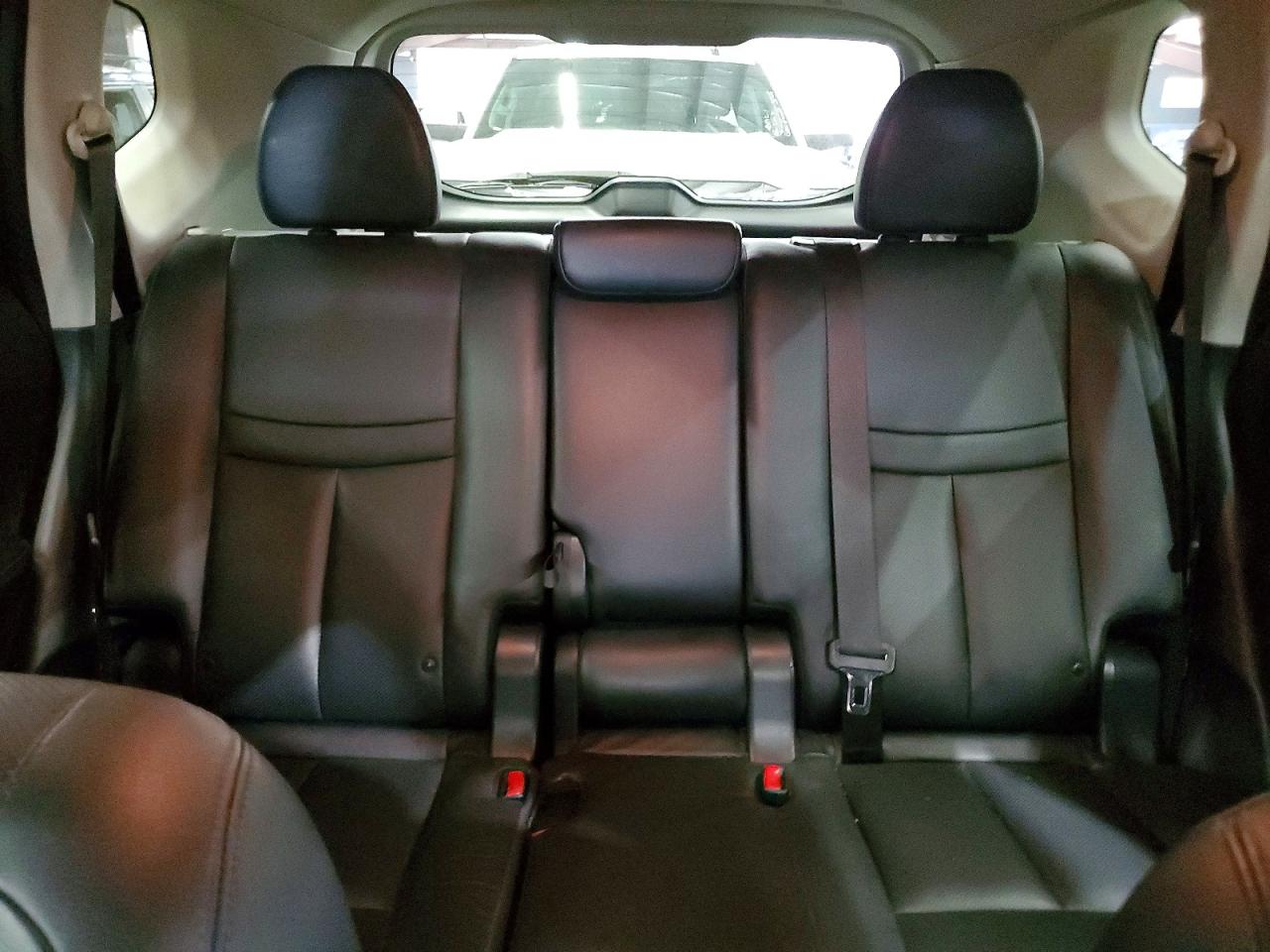 2014 NISSAN ROGUE