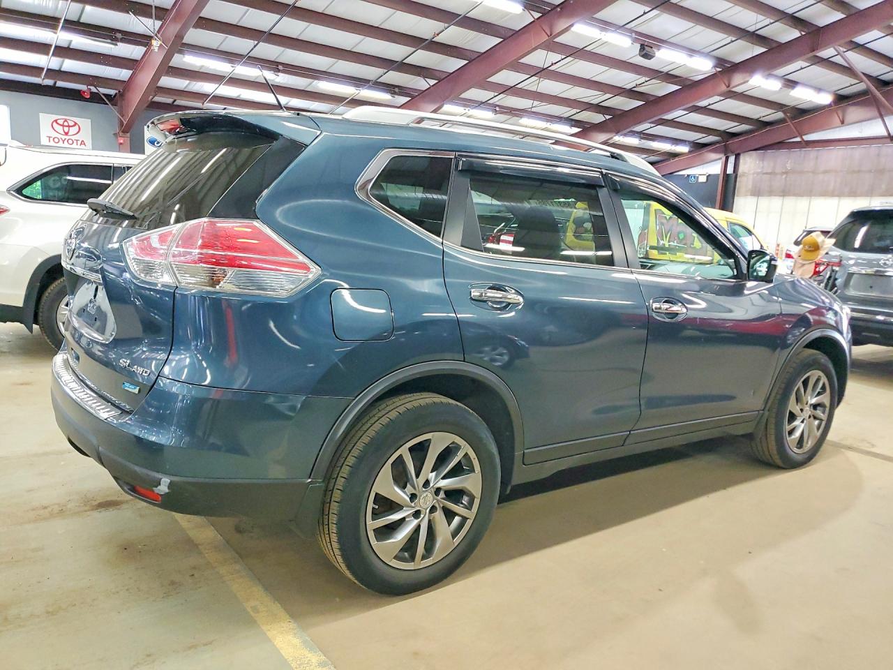 2014 NISSAN ROGUE