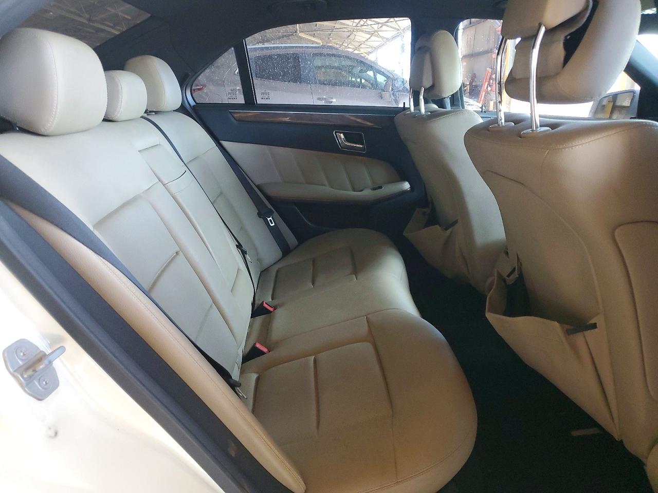 2010 MERCEDES-BENZ E-CLASS