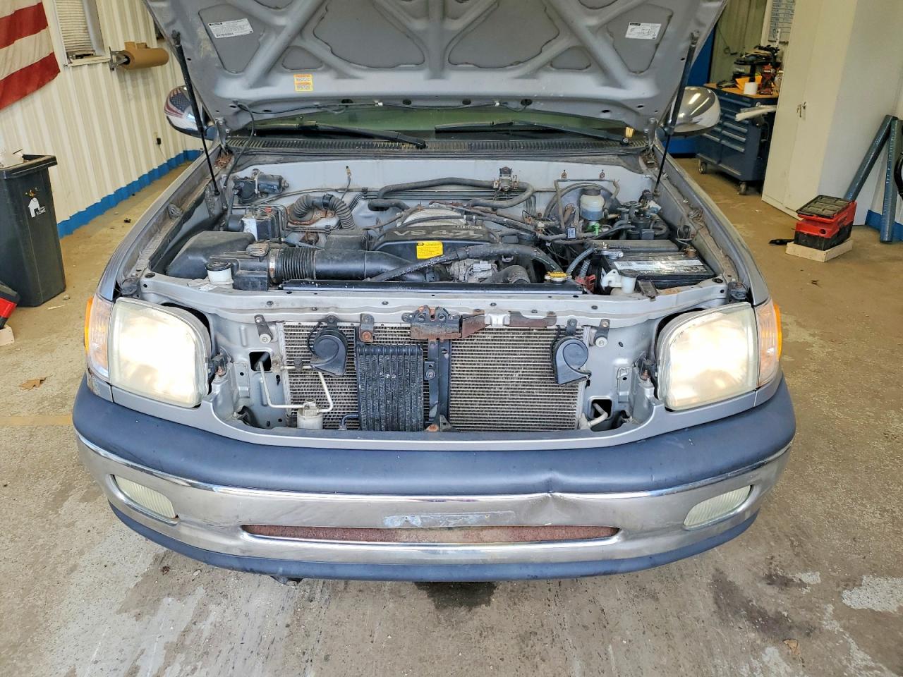 2002 TOYOTA TUNDRA