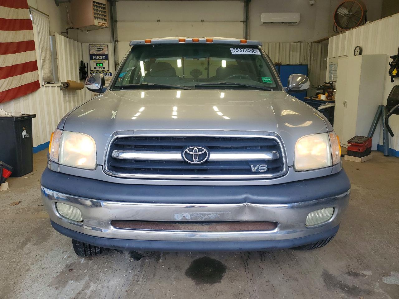 2002 TOYOTA TUNDRA