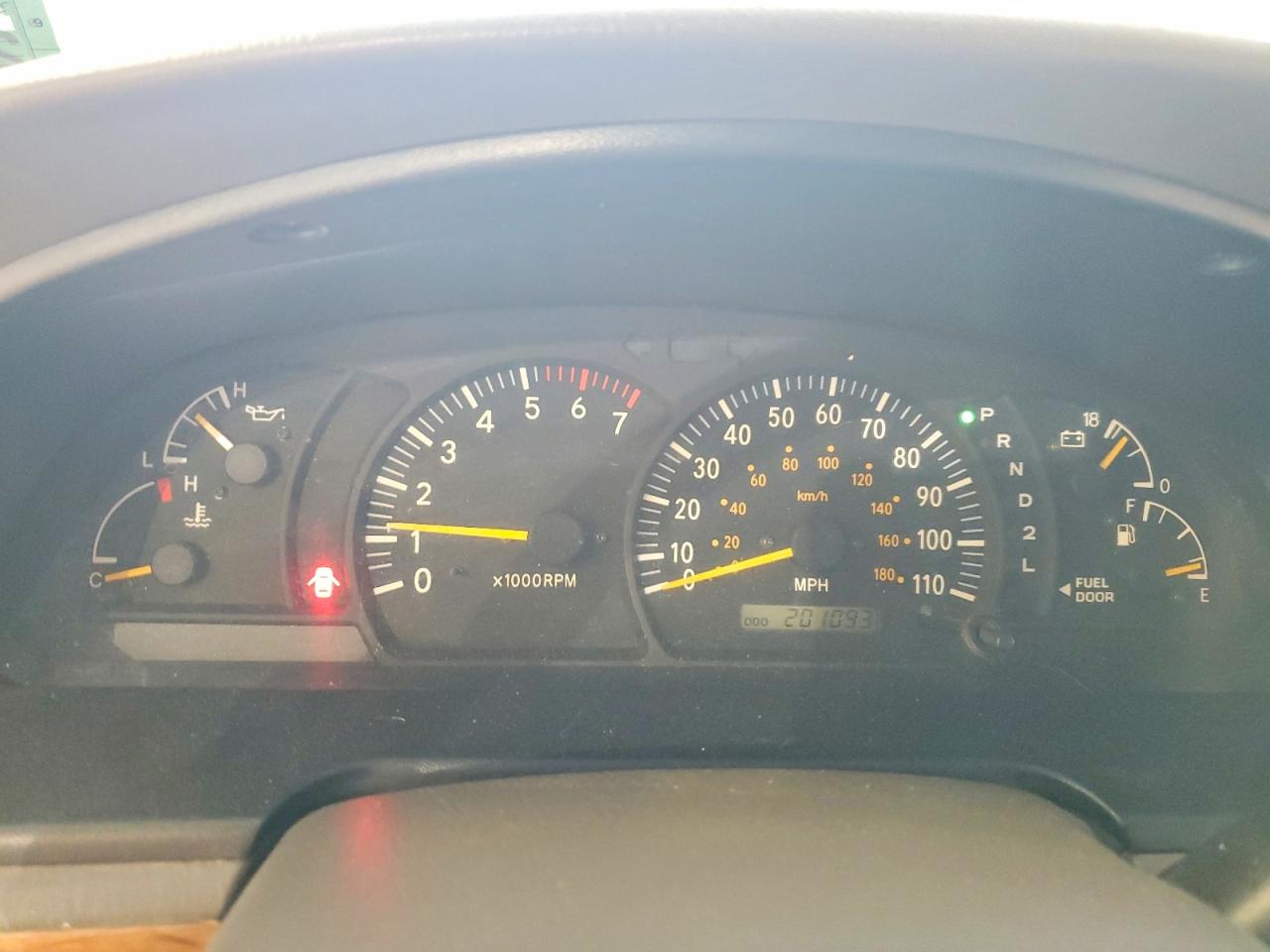 2002 TOYOTA TUNDRA