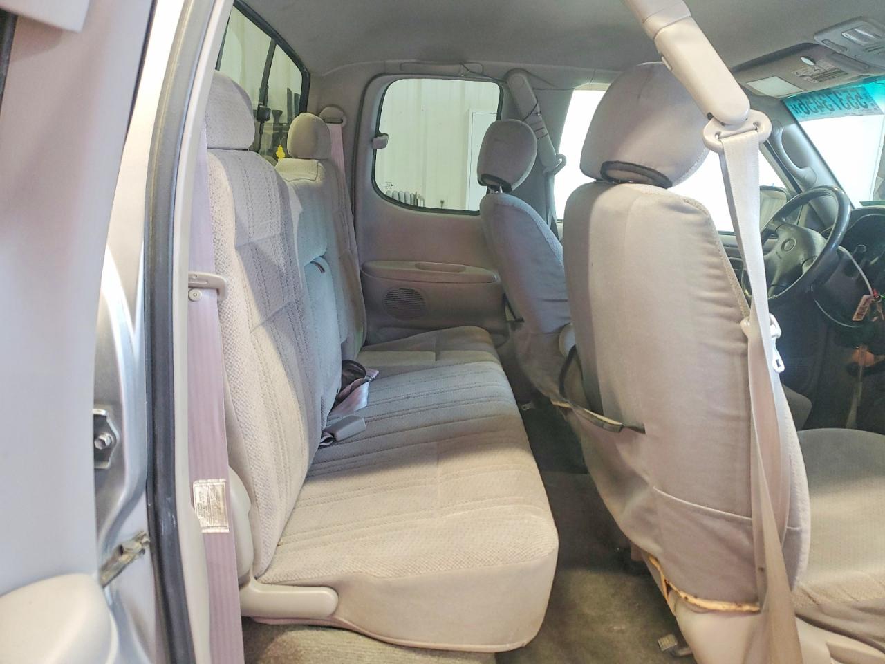 2002 TOYOTA TUNDRA