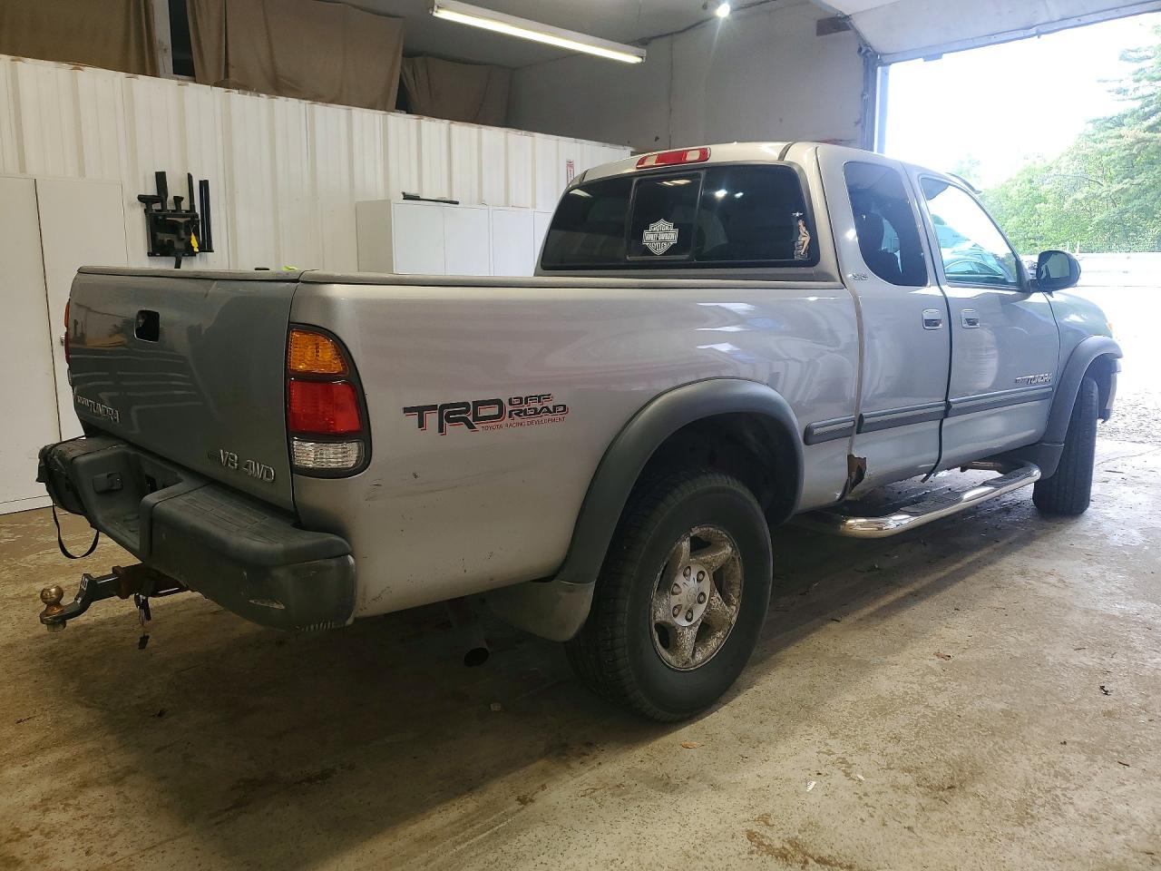 2002 TOYOTA TUNDRA