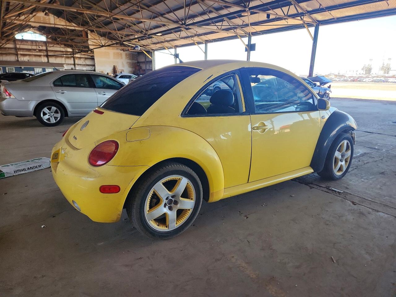 2002 VOLKSWAGEN BEETLE
