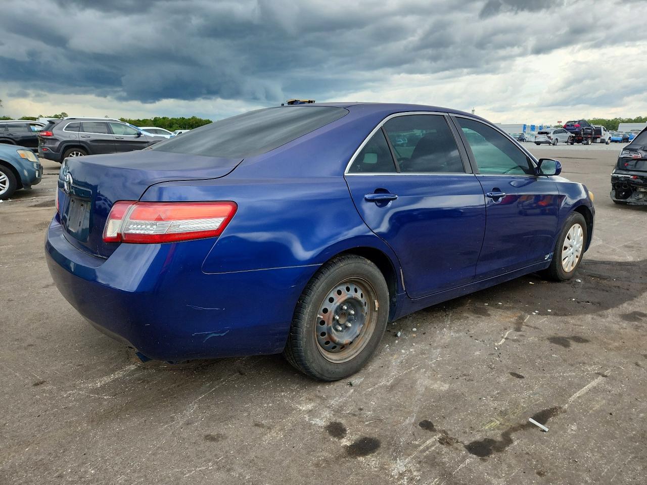 2010 TOYOTA CAMRY