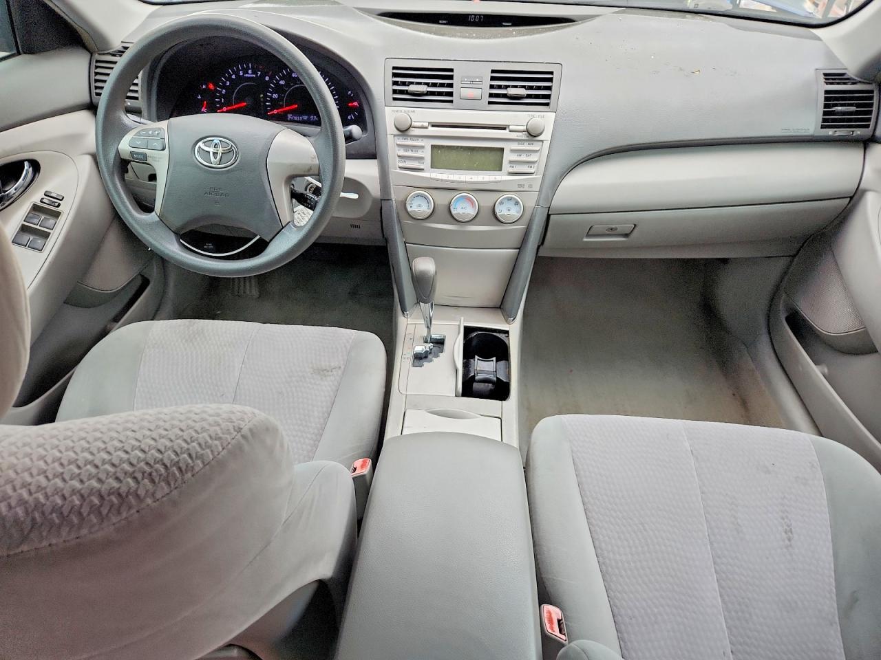 2010 TOYOTA CAMRY
