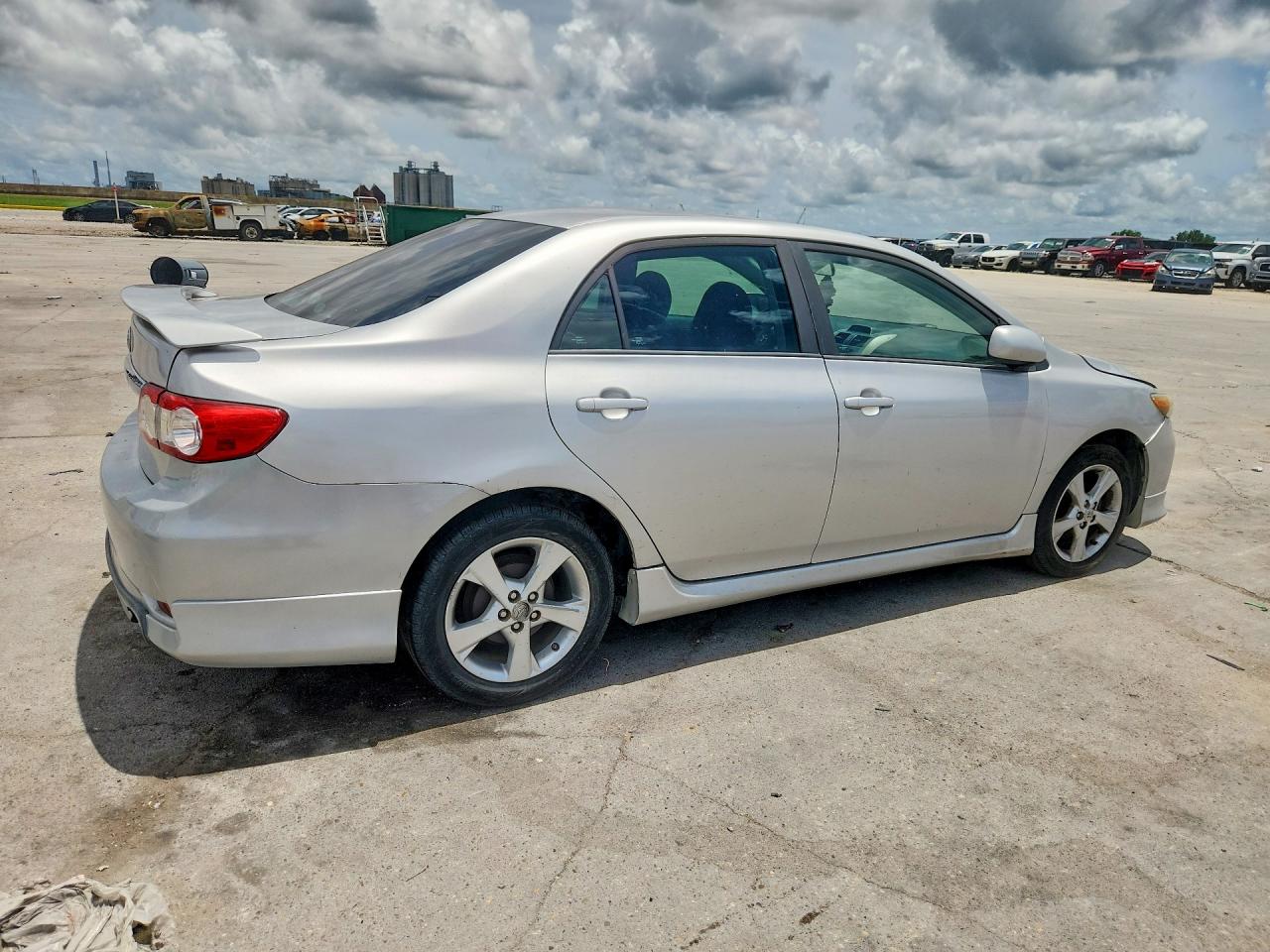 2013 TOYOTA COROLLA