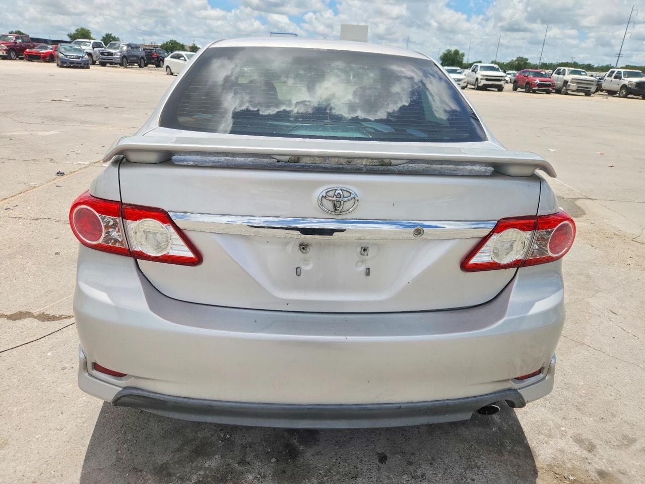 2013 TOYOTA COROLLA