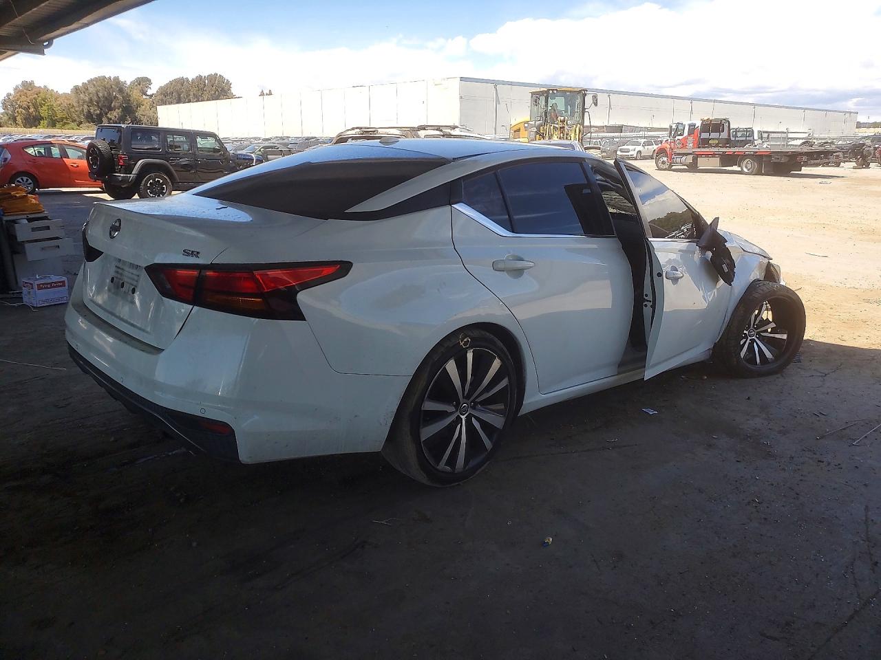 2021 NISSAN ALTIMA