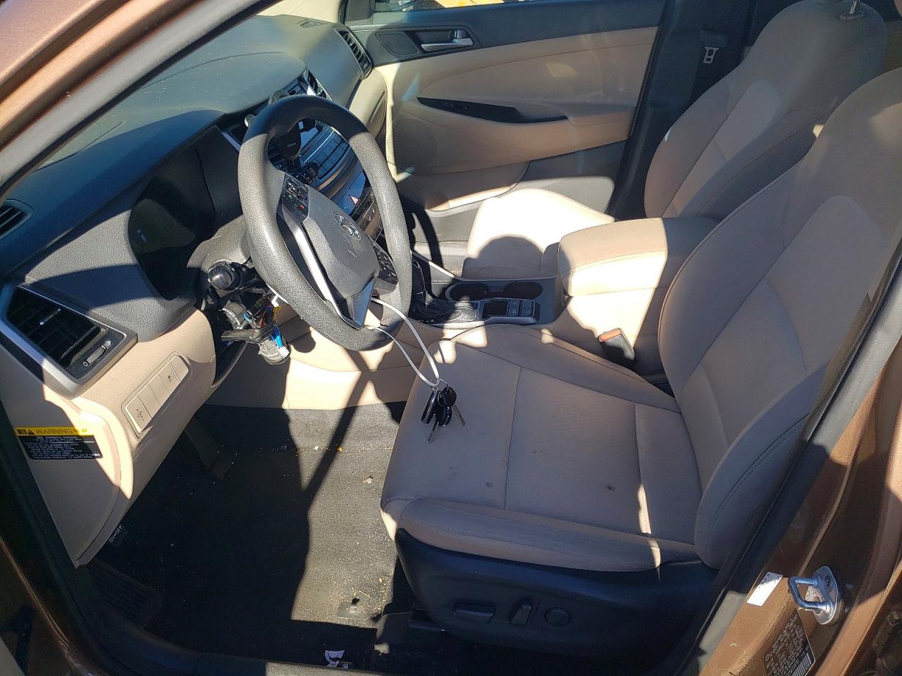 2016 HYUNDAI TUCSON