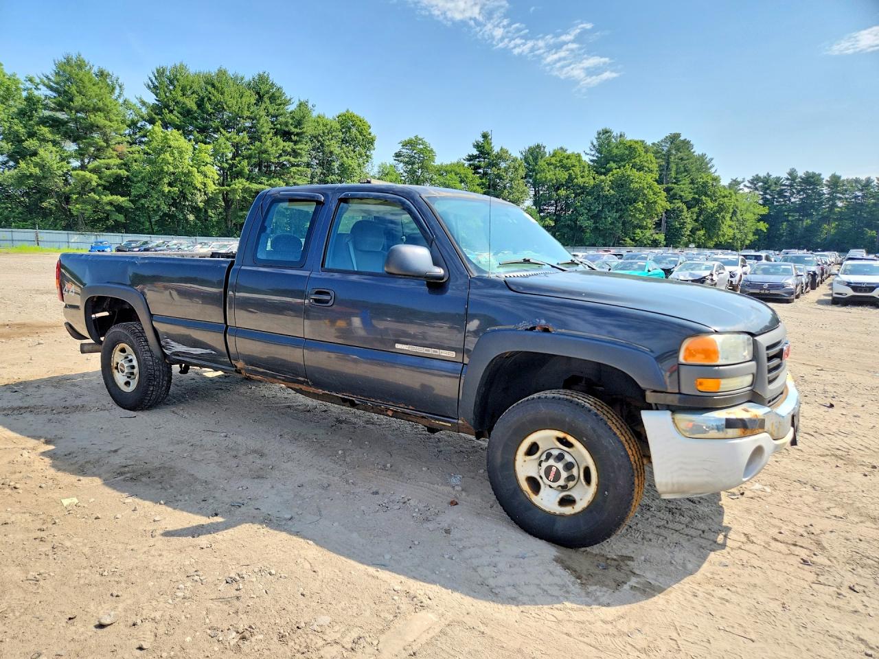 2005 GMC SIERRA