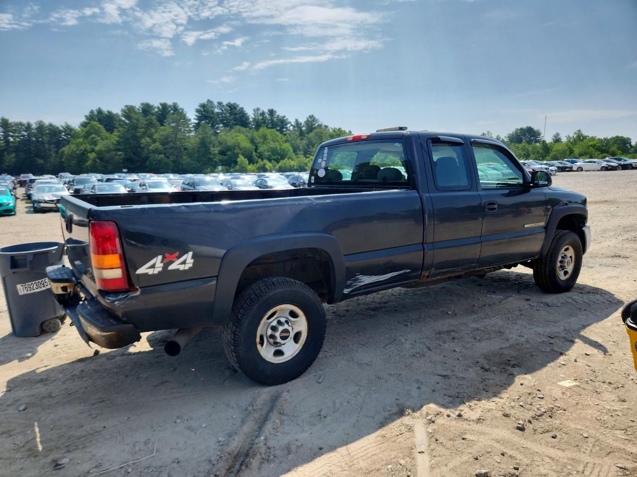 2005 GMC SIERRA