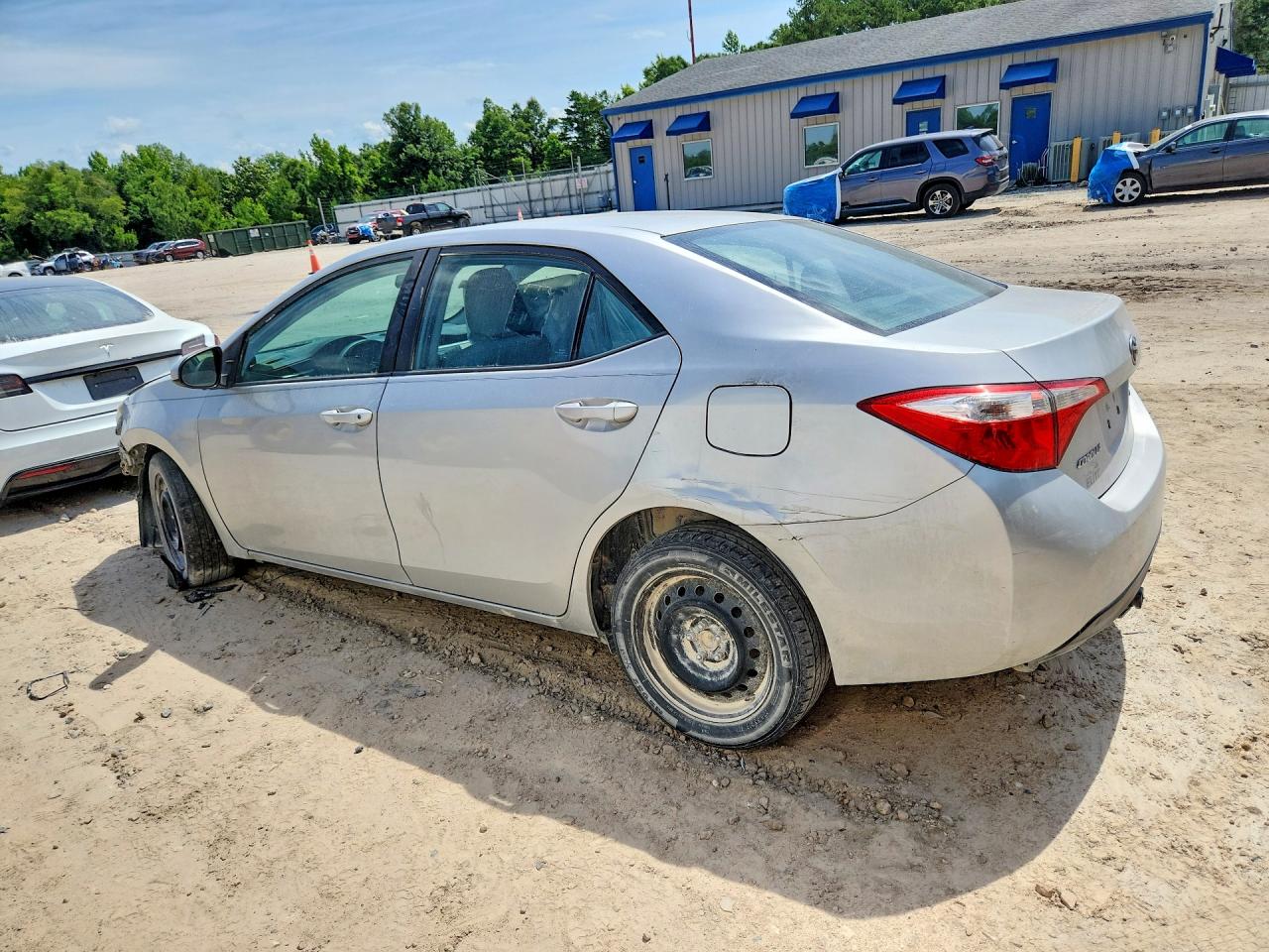 2016 TOYOTA COROLLA