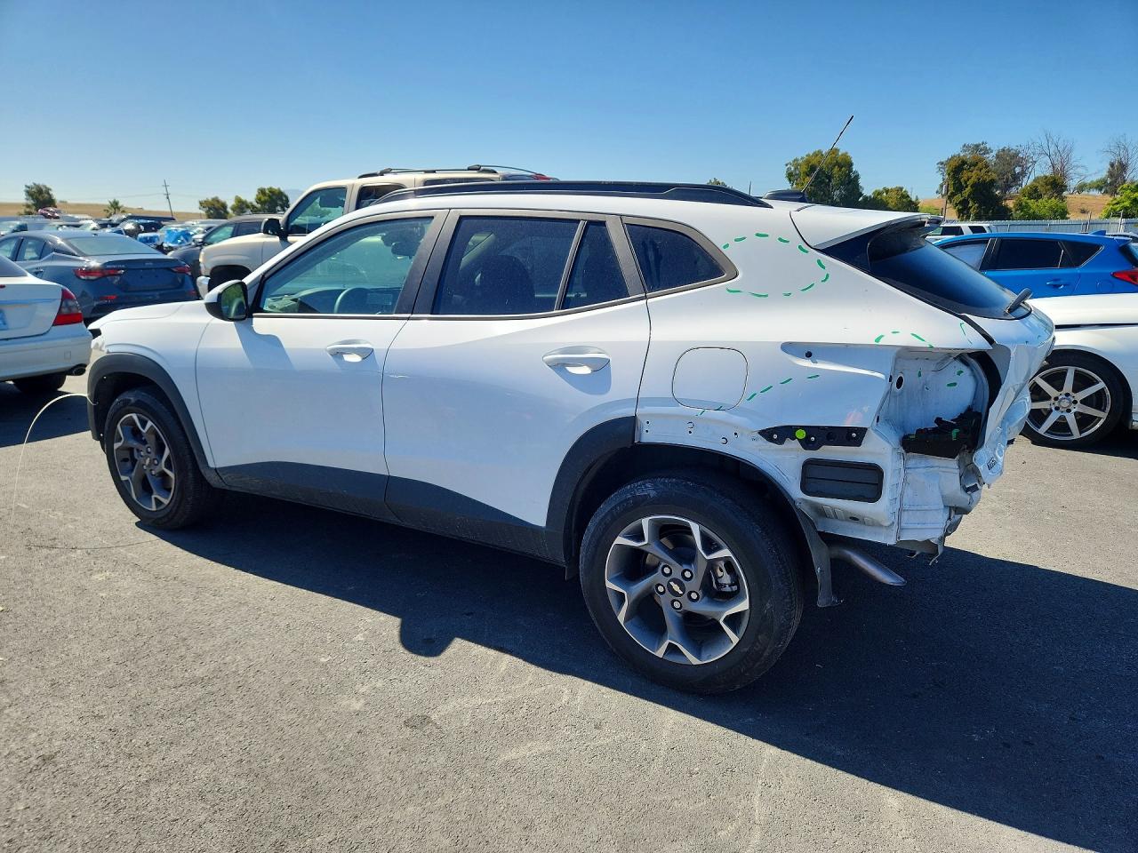 2025 CHEVROLET TRAX