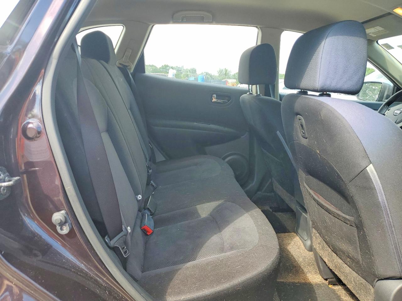 2014 NISSAN ROGUE