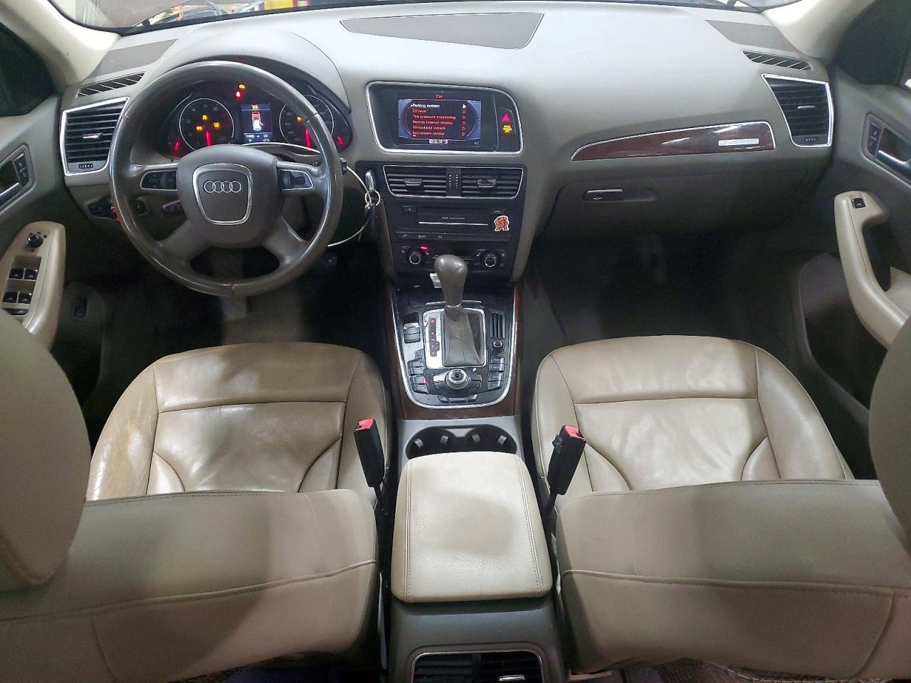 2011 AUDI Q5