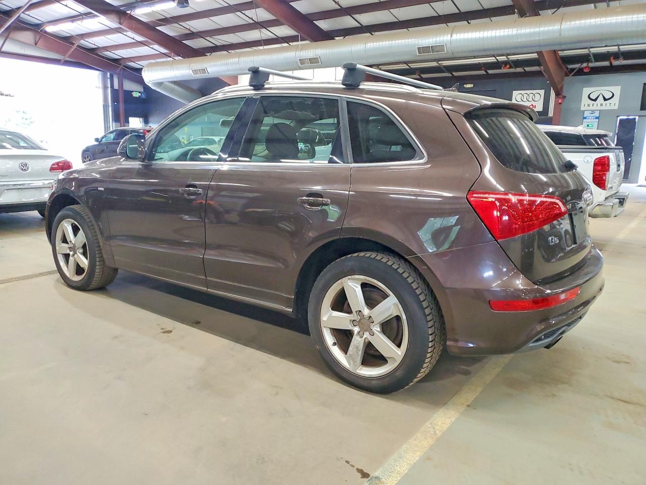 2011 AUDI Q5